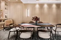 Yansheng Jingyue Designer Hot Spring B & B