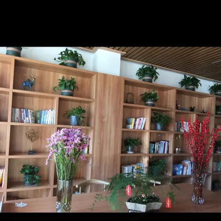 Daqing Boger Hotel (Xinmate Store)