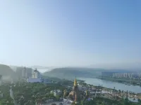 西雙版納善觀高空觀景飯店（告莊西雙景星光夜市店） - 浪漫/情侶