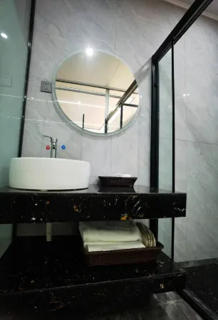 Gongshan Guanyunhai Homestay Отели рядом с достопримечательностью «The First Bend of Nujiang River»