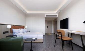 Anqiju Boutique Hotel (Xianglong Metro Station Huilong Logistics Park)