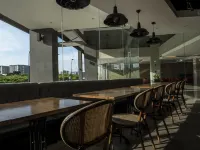 Sequoia Hotel Manila Bay