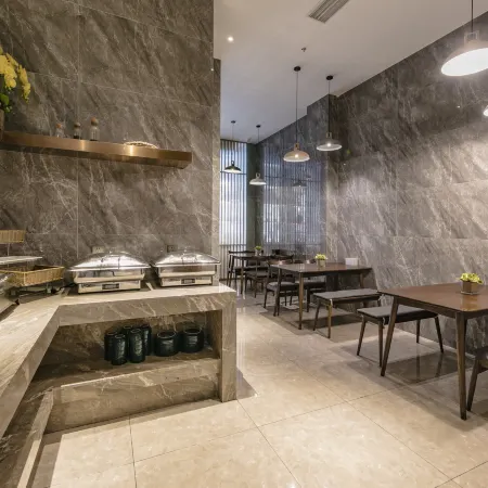 Home Pinshang Hotel