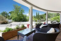 Suite Home Aix en Provence Sud TGV Hotels in Bouc-Bel-Air