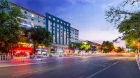 Xana Hotelle (Lhasa Potala Palace & Beijing Middle Road) Отели в г. Lobrinka