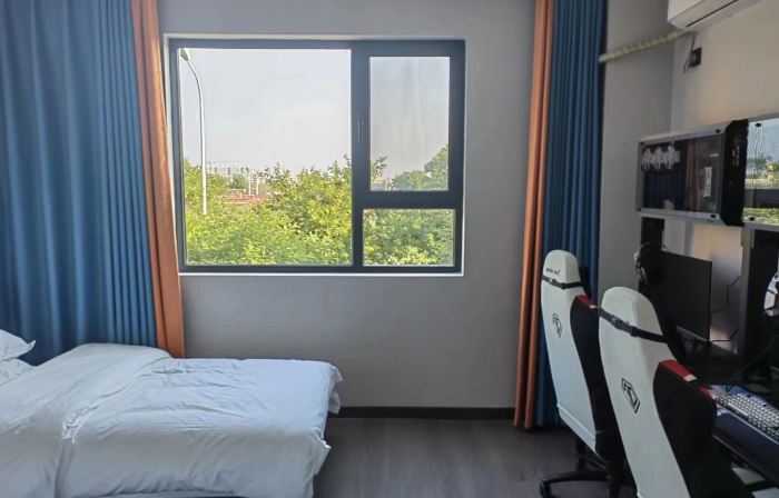 Luochuan Inland Port Shangsheng E-sports Homestay
