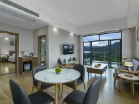 竜門南崑山雲頂温泉威士忌ホテル 竜門のホテル