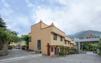 โรงแรมนานาชาติจิ่วติ้งซาน - ที่มีที่จอดรถ