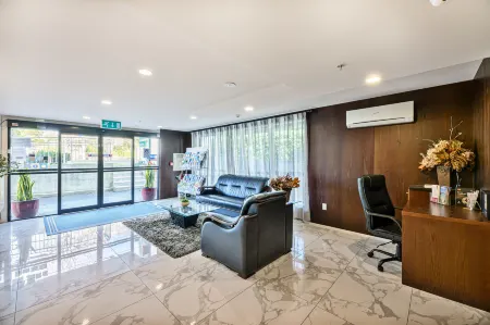 Alexander Inn Отели в г. Окленд