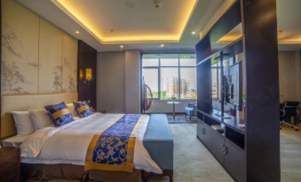 Ruoyu International Hotel (Tai'an High-speed Railway Station)