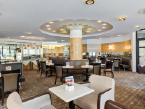 โรงแรมชิลเลอร์พาร์ค ลินซ์ - โรงแรมในเครือเรดิสัน โรงแรมในลินซ์