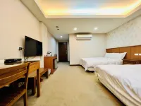 Mucha Boutique Hotel Hotels near Yilan Station