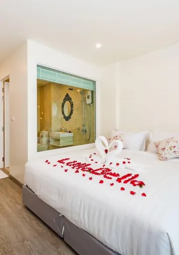 ห้องสุพีเรียร์บัลโคนีเตียงใหญ่