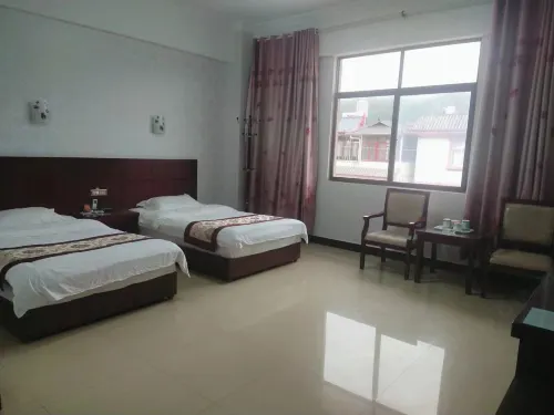 Tianyuan Homestay - parcheggio