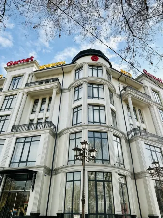 Garnet hotel Отели рядом с достопримечательностью «ИСПОЛНИТЕЛЬНЫЙ КОМИТЕТ РЕГИОНАЛЬНОЙ АНТИТЕРРОРИСТИЧЕСКОЙ СТРУКТУРЫ ШАНХАЙСКОЙ ОРГАНИЗАЦИИ СОТРУДНИЧЕСТВА»
