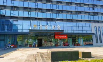 Yunshe Apartment (Suzhou Gaotie Beizhan)