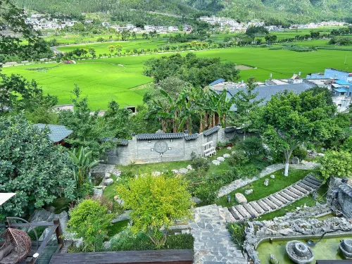 Heyuan Hostel Hotels in Xingyi