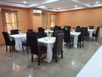 Samrossy Hotel and Suites Hotels in 