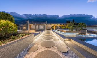 Mengjing Yayuan Hotel (Dali Ancient City)