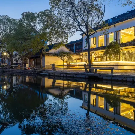 Zhouzhuang Qipan Lake View Garden Beauty Su