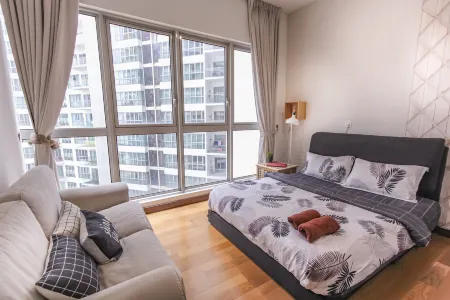 The Sky Pool Suites near PWTC & Sunway Putra - The Stay Hub