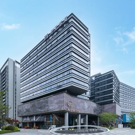 Jiaxing South Lake Maison New Century Hotel Отели рядом с достопримечательностью «Jiaxing University Biology and Chemistry Engineering College»