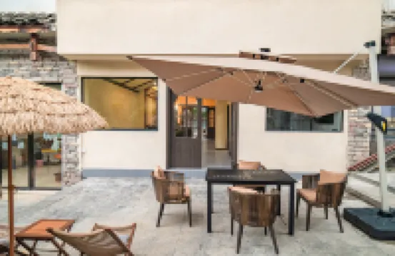 Yueting Nanshe (Libo Xiaoqikong East Gate)