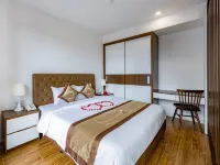 Phong Lan Building and Apartments Hotels near Main Post Office