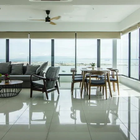 270° Seaview, Rumahku Gurney