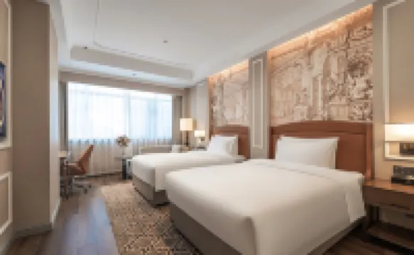 維也納國際酒店（尚志東浦大廈店） 尚志酒店