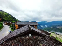 Jiabang Terraced Farmer Inn - غرفة مطلة على الجبل