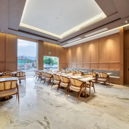 Wealth Hotel