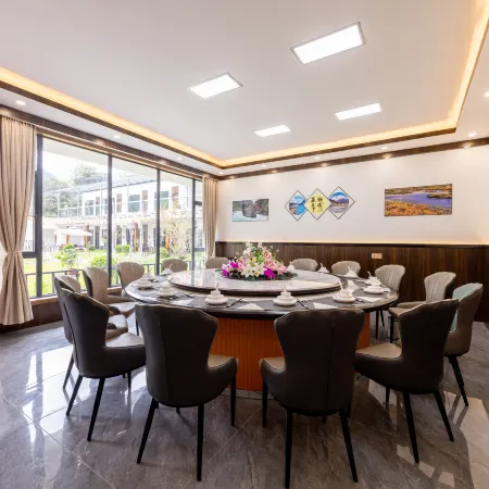 Taohua Shanju High-end Homestay