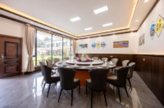 Taohua Shanju High-end Homestay