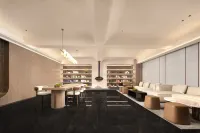 Atour Hotel Anyang - Wanda Plaza Guangming Road