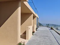 Wenling Listen to the Sea Secret Realm Homestay Hotels near Dongxia Sand Beach
