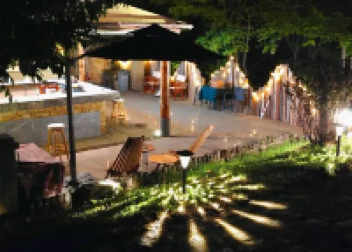 Yunxi Homestay (Academy Road Branch)