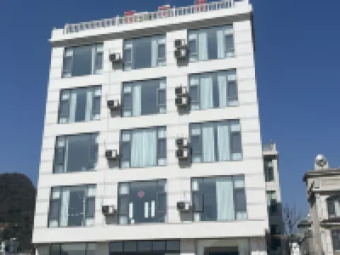 Caihua Wu Homestay โรงแรมในลั่วผิง