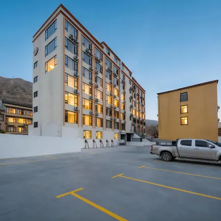 JI Hotel (Qamdo Basu)
