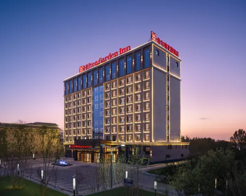 Hilton Garden Inn Jinghe County Hotels in Jinghe
