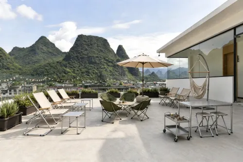 Zhishang Hotel (Yangshuo 20 Yuan Background Scenic Area) - 2-Star