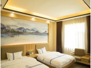 Kaiyuan Austin Theme Hotel