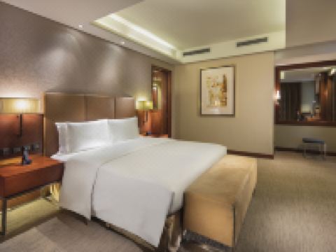 沈阳希尔顿逸林酒店 - 行政套房