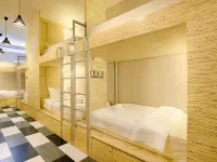 The Youniq Hotel, KLIA T1, KLIA T2 Hotels near Kuala Lumpur Intl. Airport