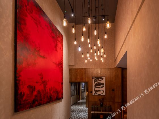 微八逸居公館(廣州永慶坊上下九店)