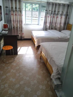 Nanjiang Xinyi Mountain Villa Hotels near Guangwu Mountain Tourist Area