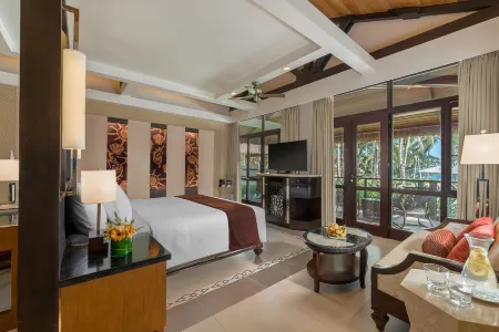 Henann Resort Alona Beach Отели рядом с достопримечательностью «South Farm Panglao Bohol»