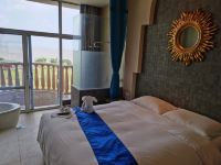 青岛海泉湾海洋温泉酒店 - 高级海景大床房