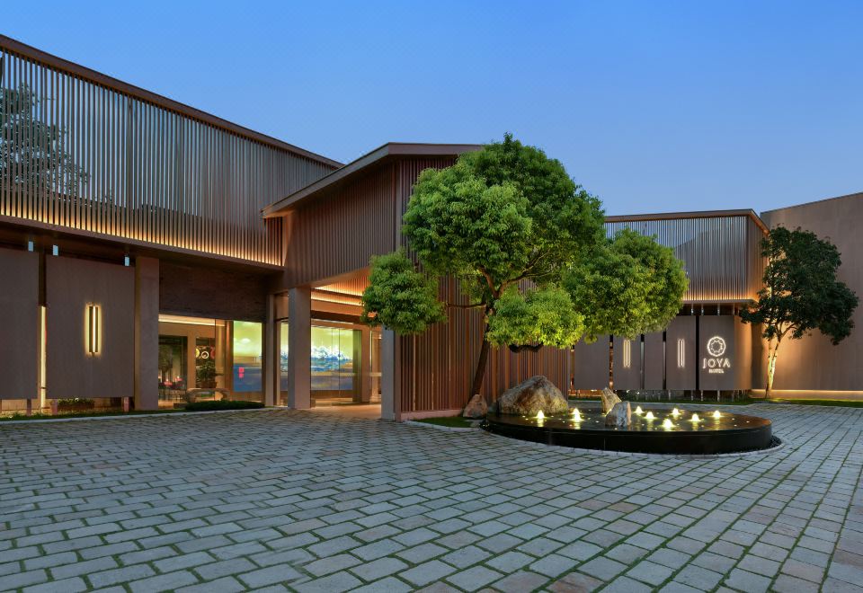 1. 지아딩 호텔..