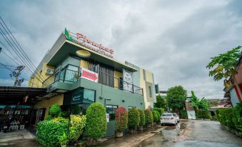 Phuket Airport Place